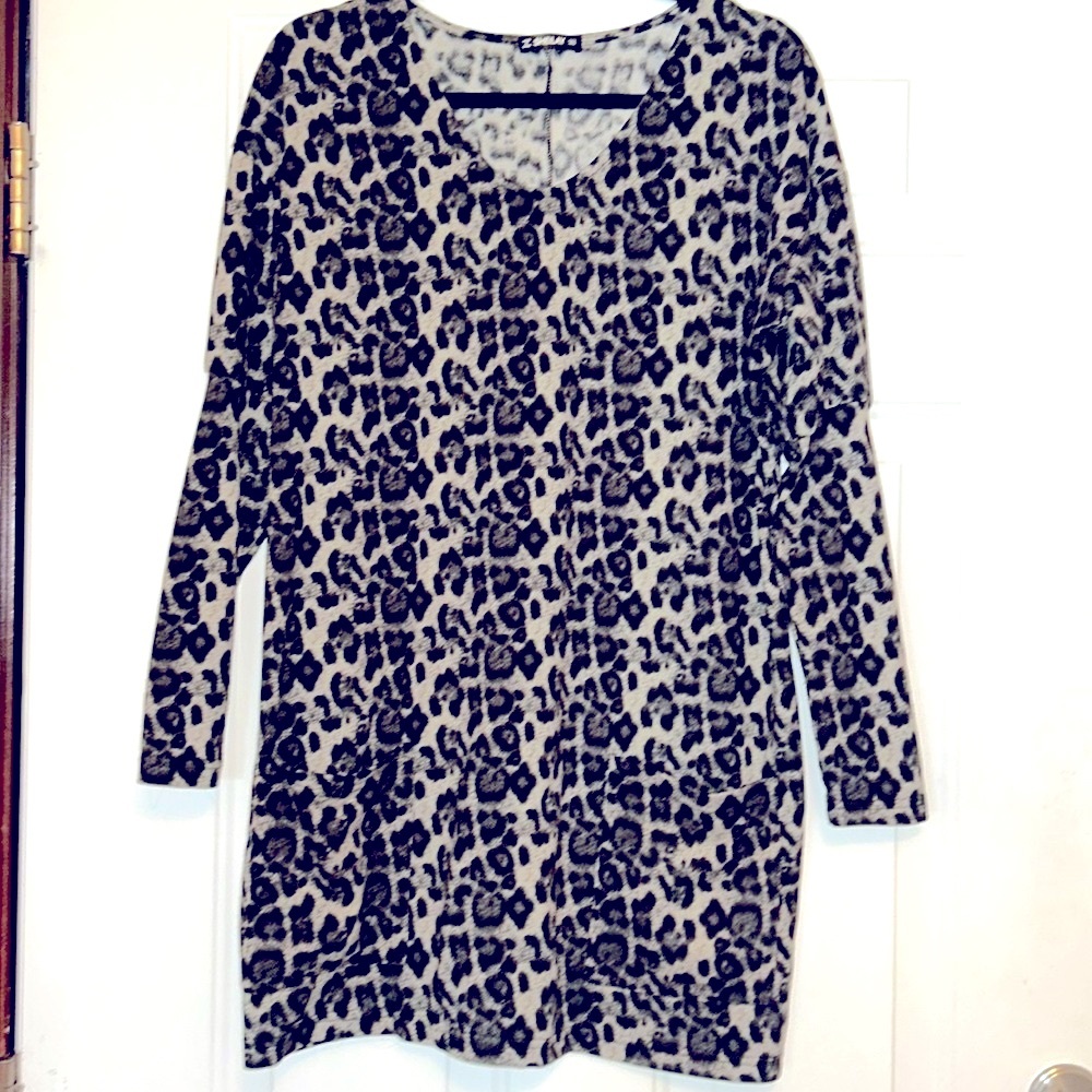 Sheilay Leopard LS Knit Tunic Top/Dress M Black/Gray Oversized Relaxed Casual